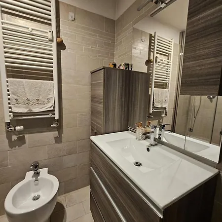 Be Your - Spritz * Roma