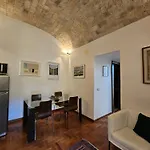 Apartment Be Your - Spritz *