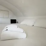 Apartment Be Your - Spritz *