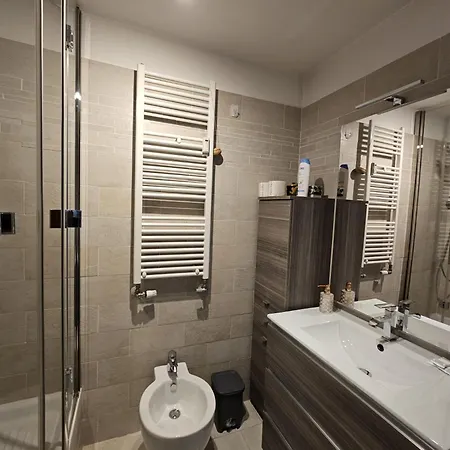 Be Your - Spritz * 로마